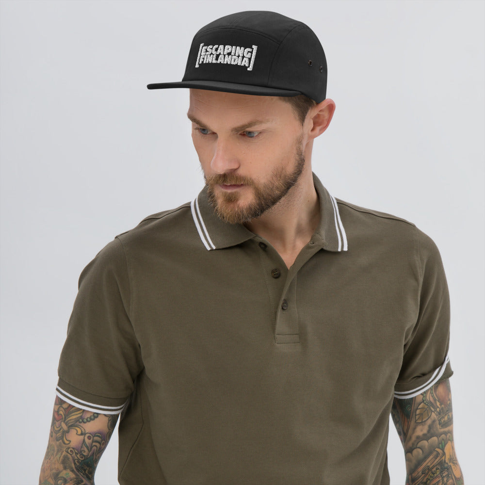 Escaping Finlandia Flagship 5panel